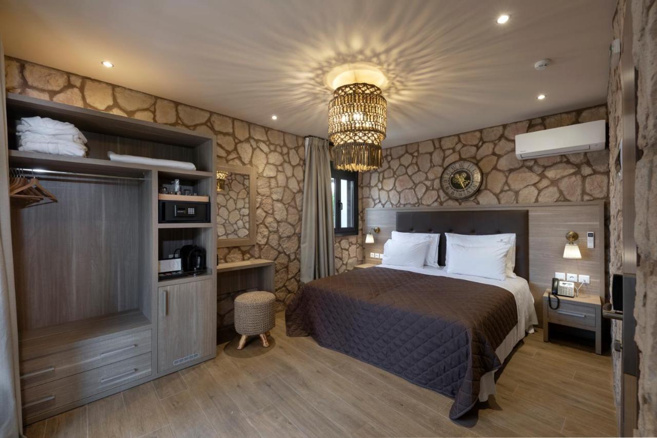 Manor 3*
